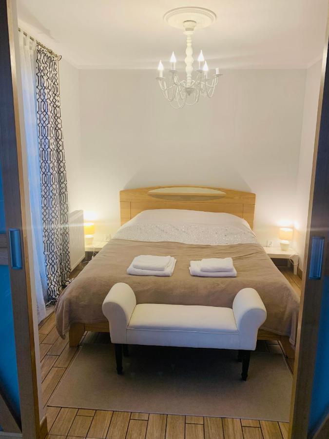 Malva Sun Dog Friendly Apartment With Garden 코워브제크 외부 사진